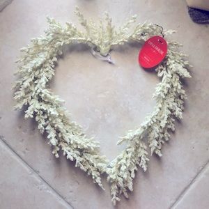 Opal house heart wreath new with tags